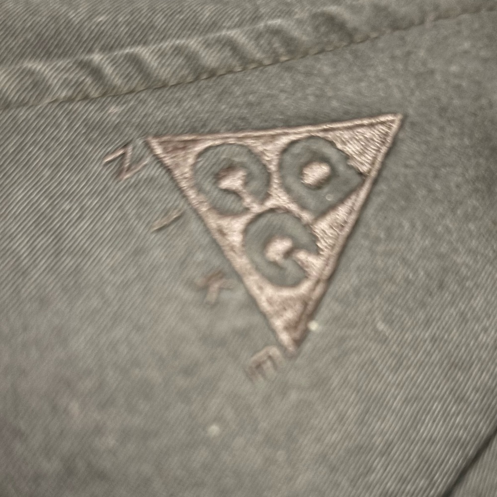 Nike ACG Midnight Cargo Pants - Picture 2 of 6
